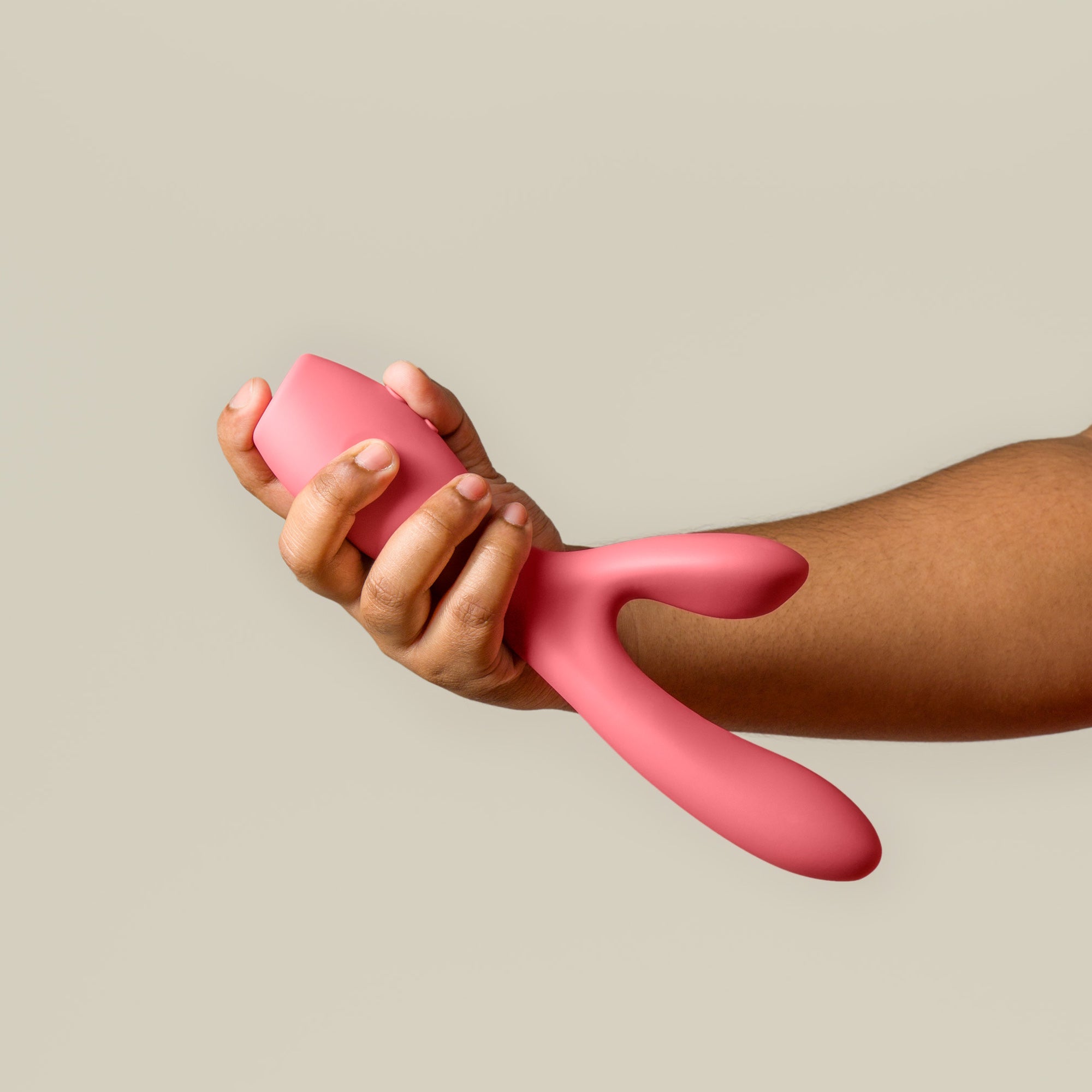 – Makers The Artist Smile Vibrator -Stimulating The Dual Period
